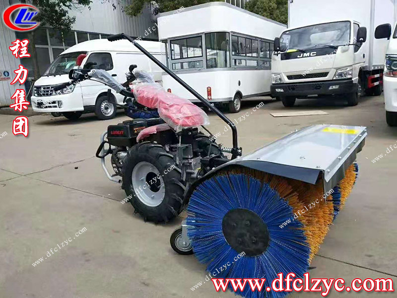 手推式除雪車