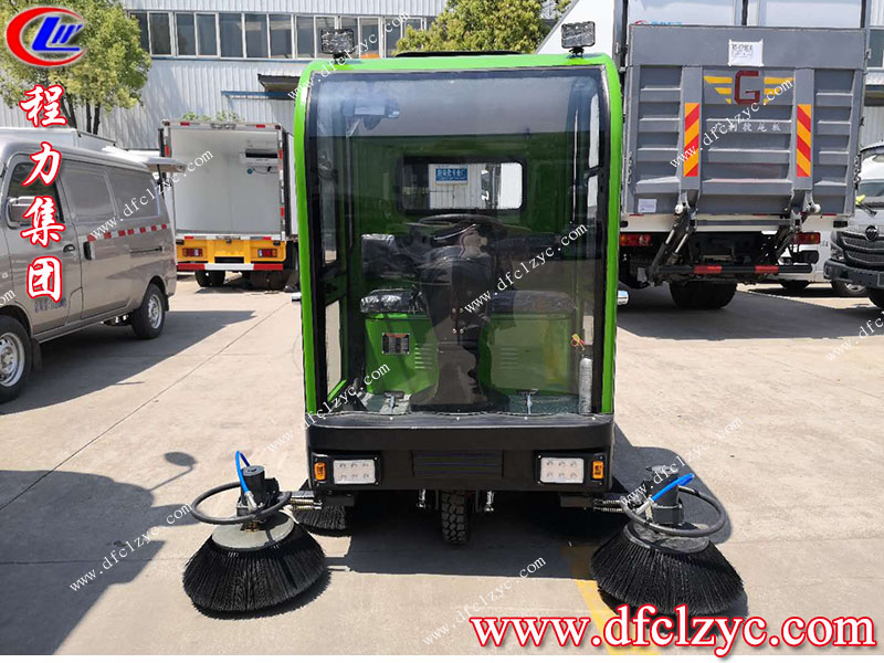 程力集團(tuán)新能源電動掃地機(jī)AUK-S016