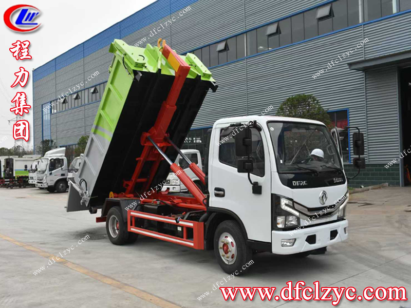 程力東風(fēng)多利卡鉤臂垃圾車——專業(yè)的建筑垃圾處理解決方案